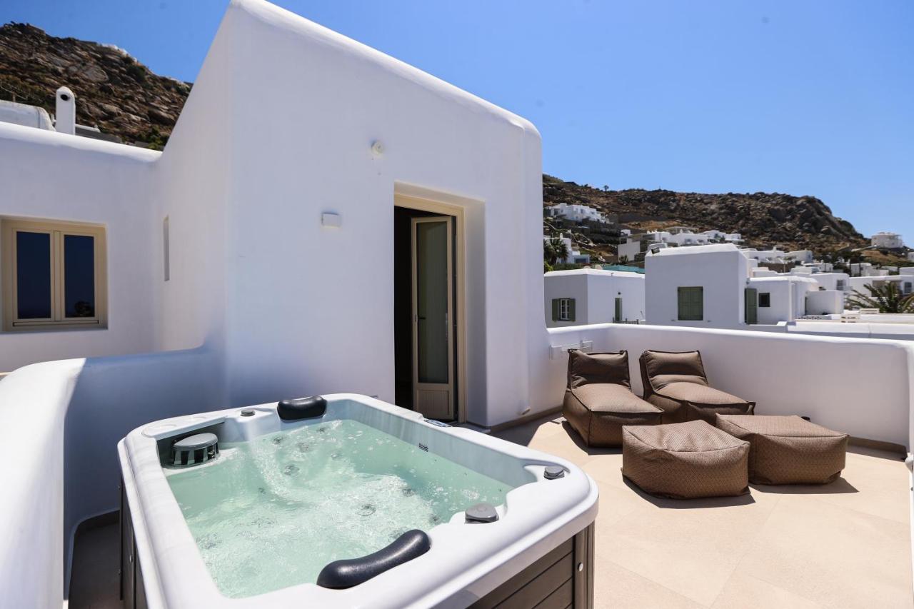 Life Suites Tourlos Bagian luar foto