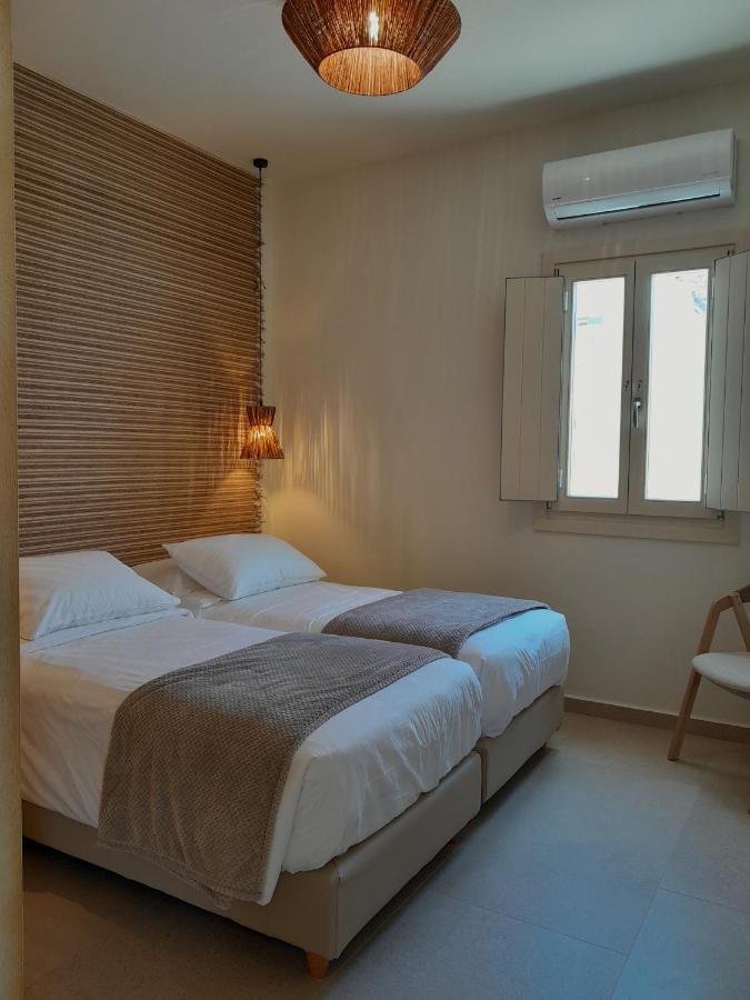 Life Suites Tourlos Bagian luar foto